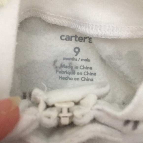 CARTERS warm footed soft sleeper gray sheep design. Excellent condition. Size 9M - Picture 2 of 2